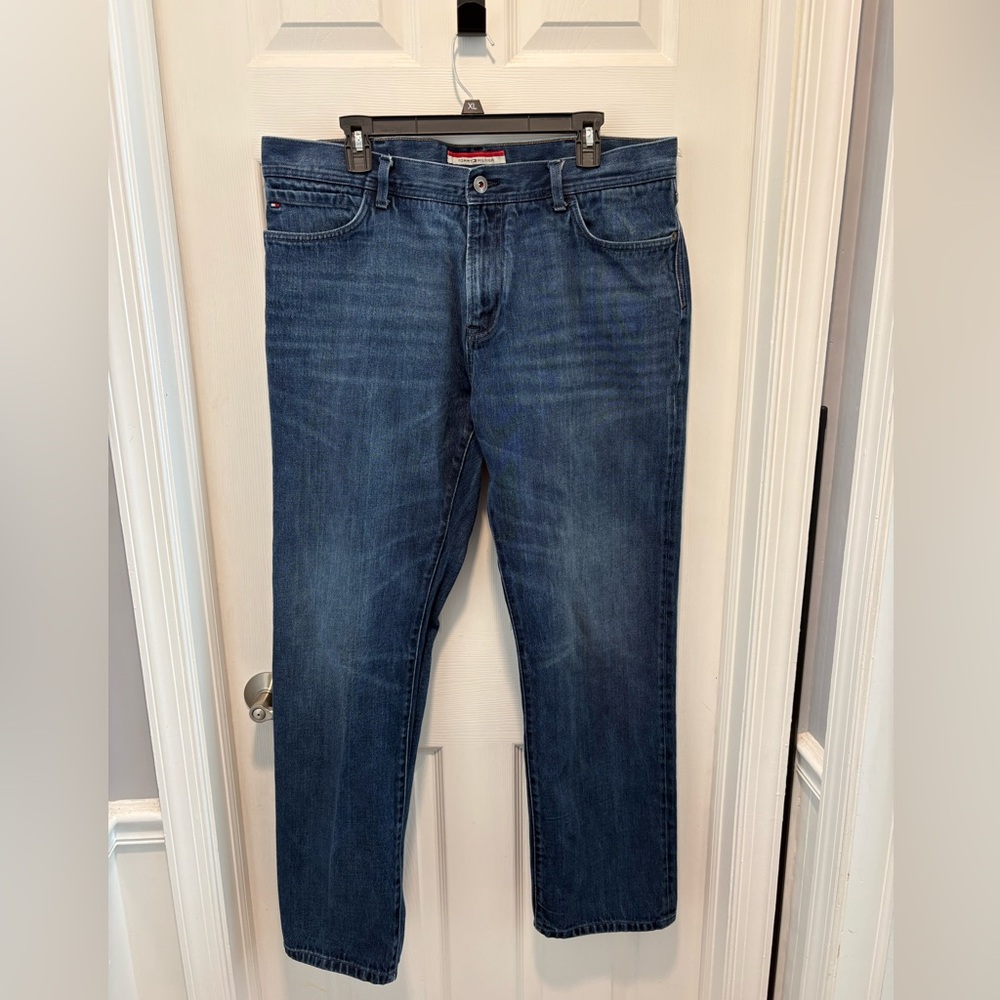 Men’s - Tommy Hilfiger Dark Blue Straight Jeans, size 38X34